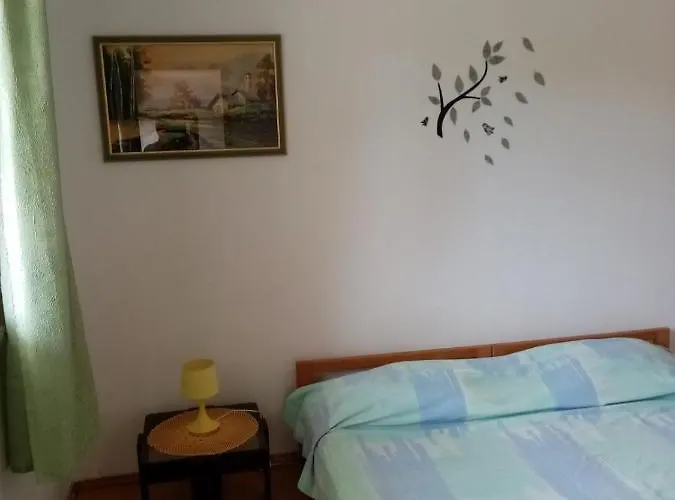 Mirko Apartman Póla